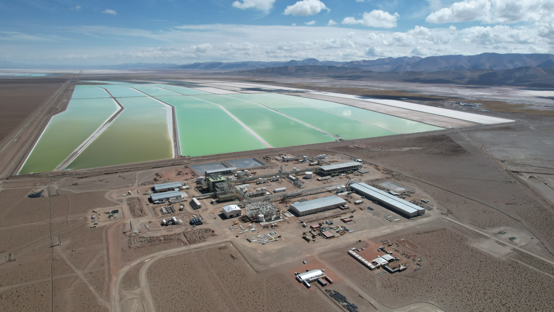 Panoramic view of a lithium mining facility in Argentina