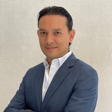 Carlos Echeverría