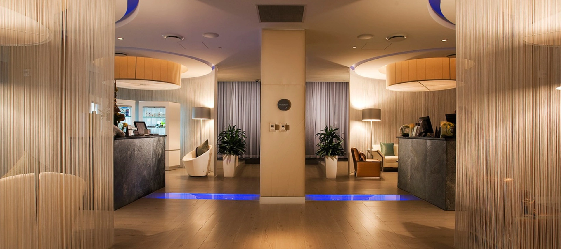 Image of the InterContinental Miami Hotel welcome desk