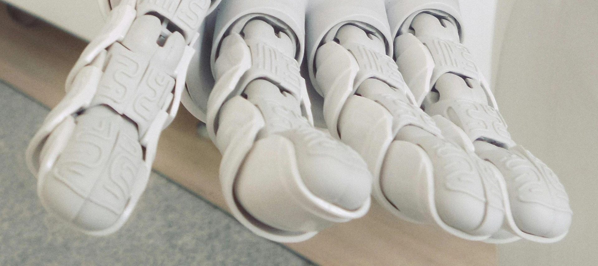 Image of a robot's hand