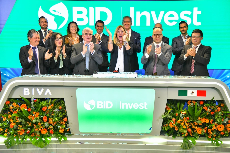 People in Mexico BIVA Stock Market