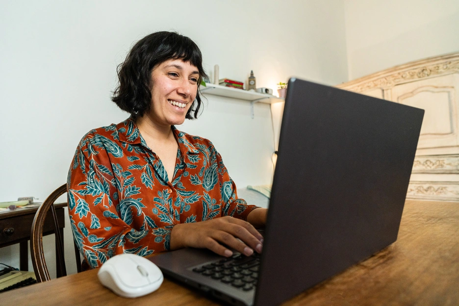 woman working on laptop